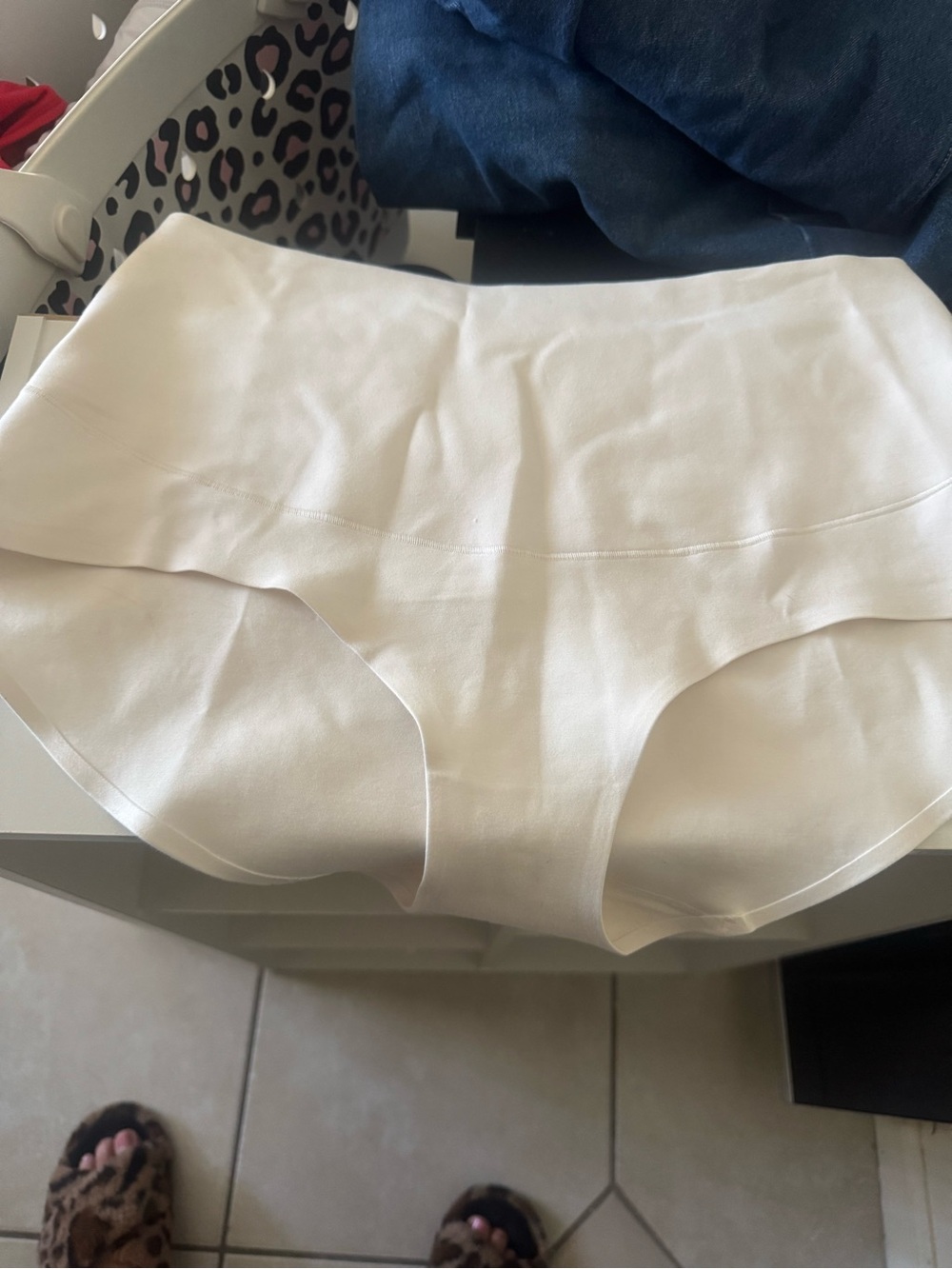 SKIMS Seamless High-Waist Shapewear Shorts in Cream